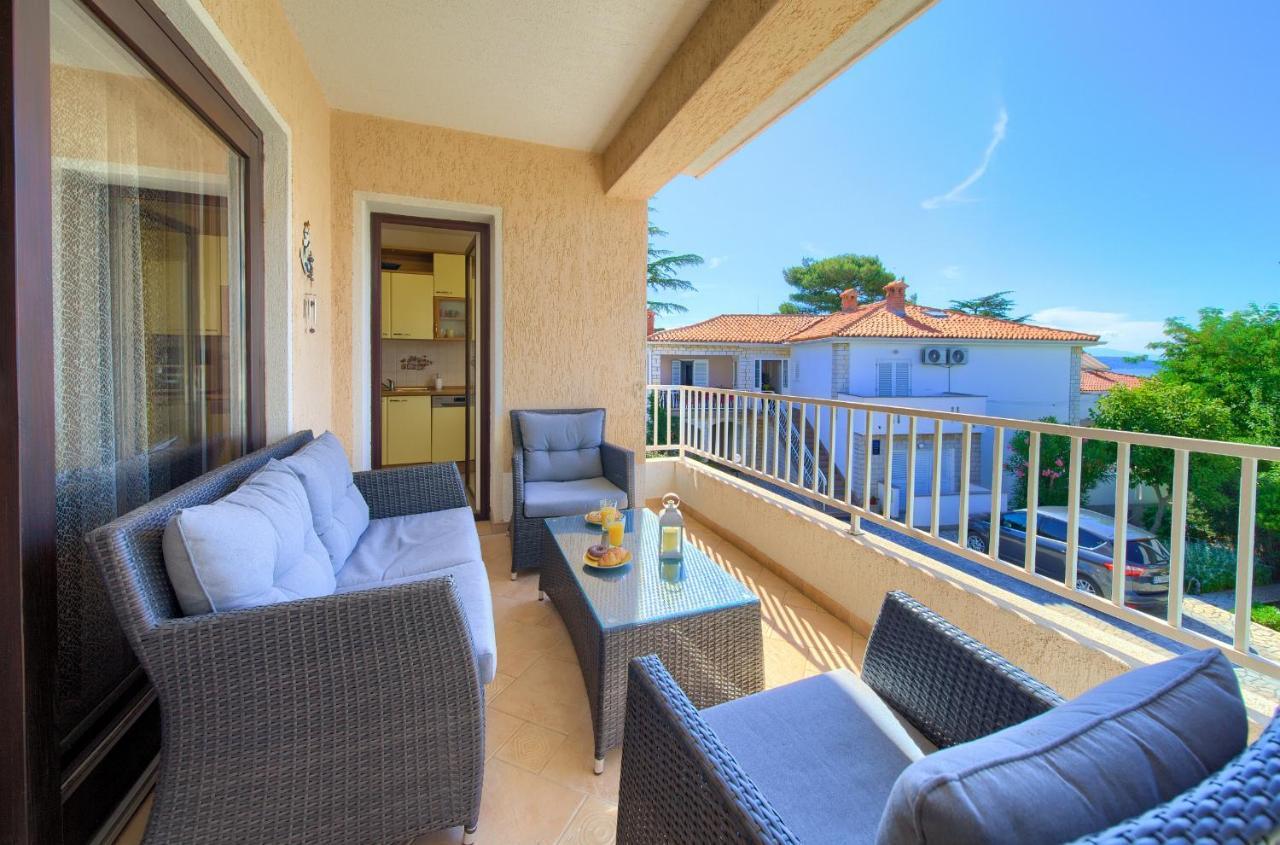 Apartment Lidija Krk Town Εξωτερικό φωτογραφία