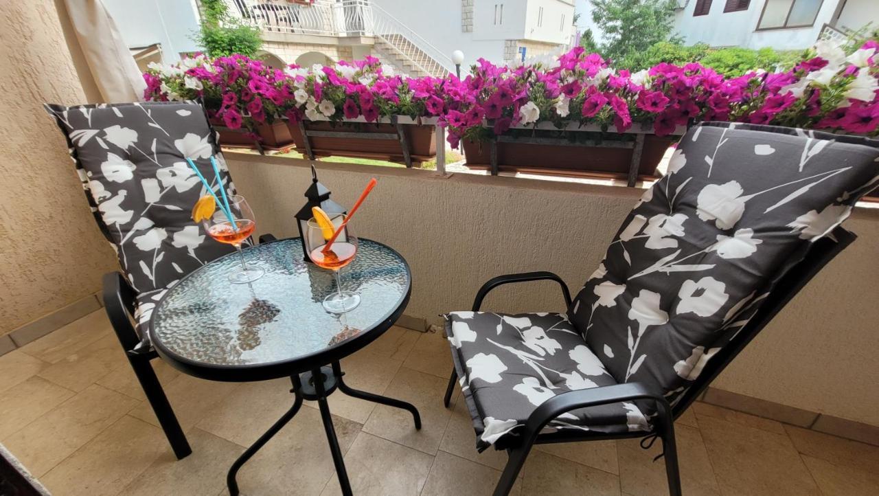 Apartment Lidija Krk Town Εξωτερικό φωτογραφία